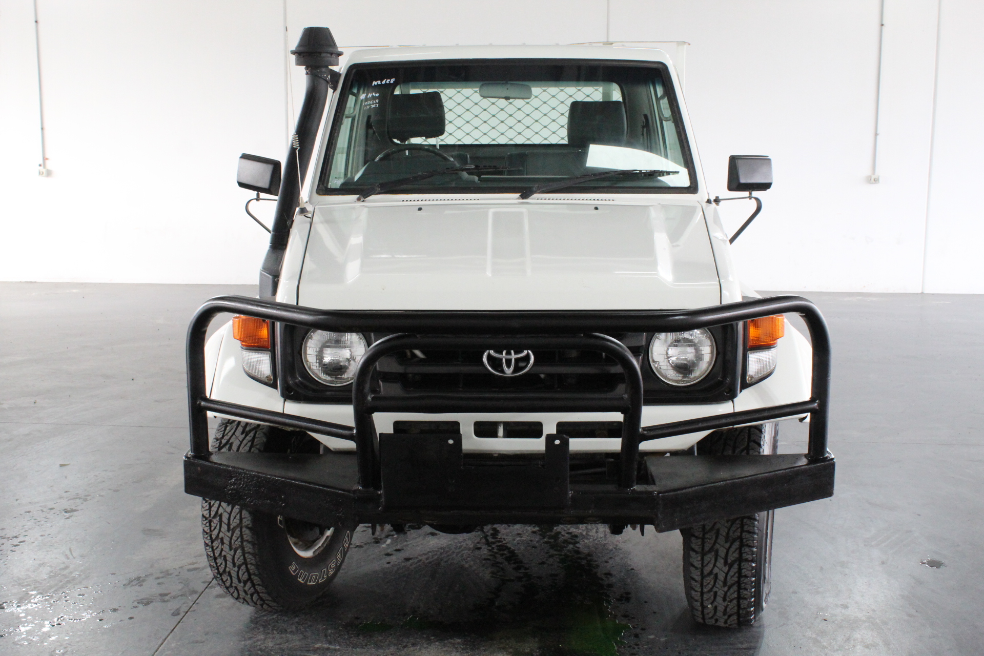 Quantity of 400 1650mm Star Pickets (Unused),