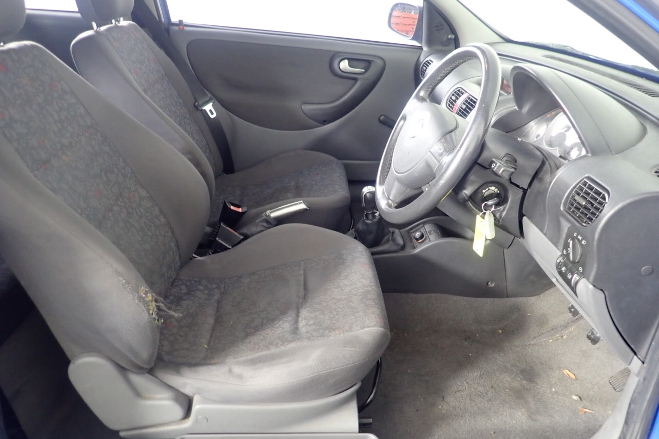 2 x WHEEL U DARE? The Ultimate Live Family Game. N.B: Damaged packaging.