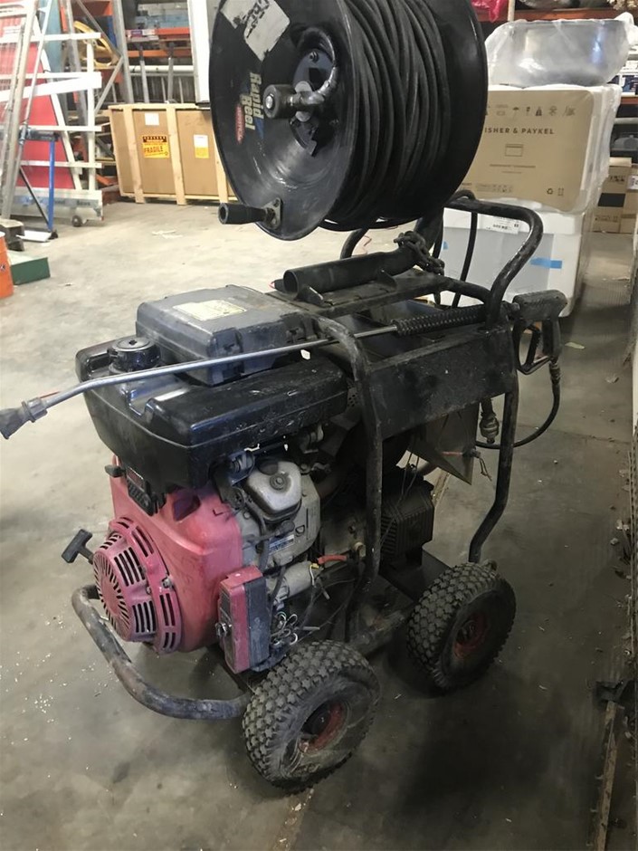 Wine For Yoga Lovers Moscato 2023 (12x 750mL) SA