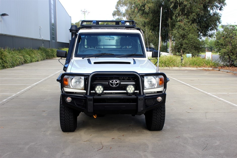 Fishbone Blue Chardonnay 2023 (6x 750mL) Margaret River