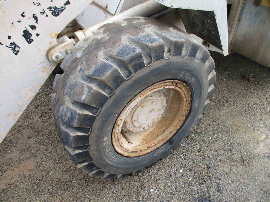 Little Giant Pinot Noir (6x 750mL).