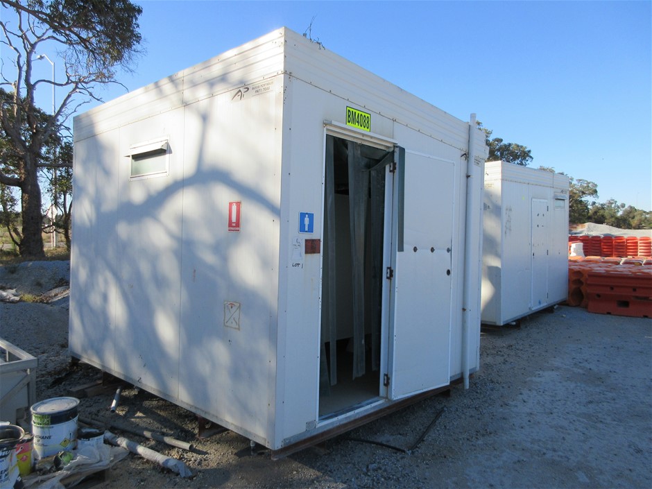 Australia: 2012 Two Dollars QEII Remembrance $2