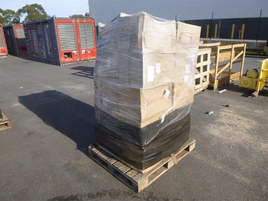 OVER AND BACK 2-Tier Golden Fruit Basket.