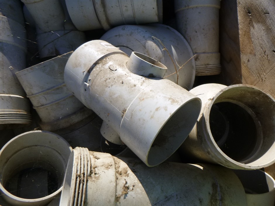 High Sierra Boxed Wheeled Duffle Bag, Black, 55cm