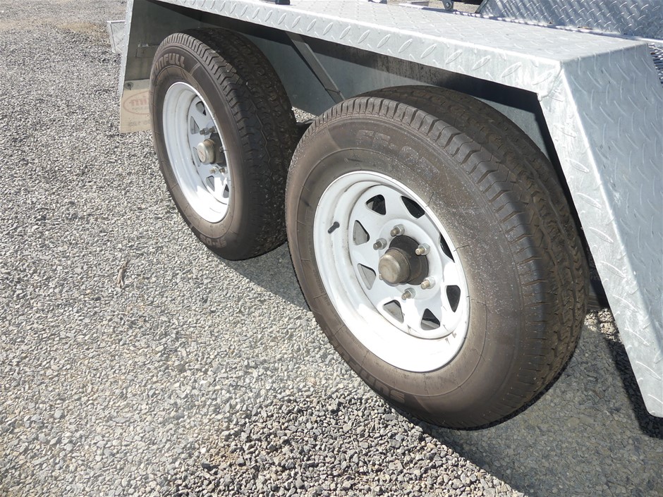 14K/Italy 2.0ct Green Emerald Cut Yellow Ring(stamped)Warranty Quality-8US