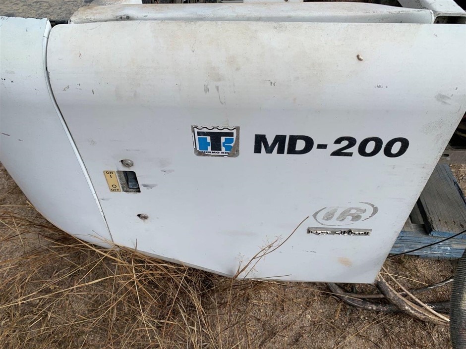 Wolf Blass Red Label Semillon Sauvignon Banc (6x 750mL)