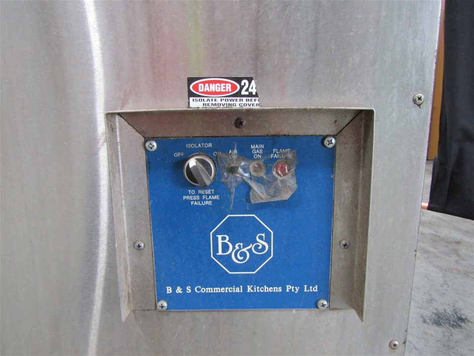 Mixed French Bubbles Pack #7, (12x 750mL), France.