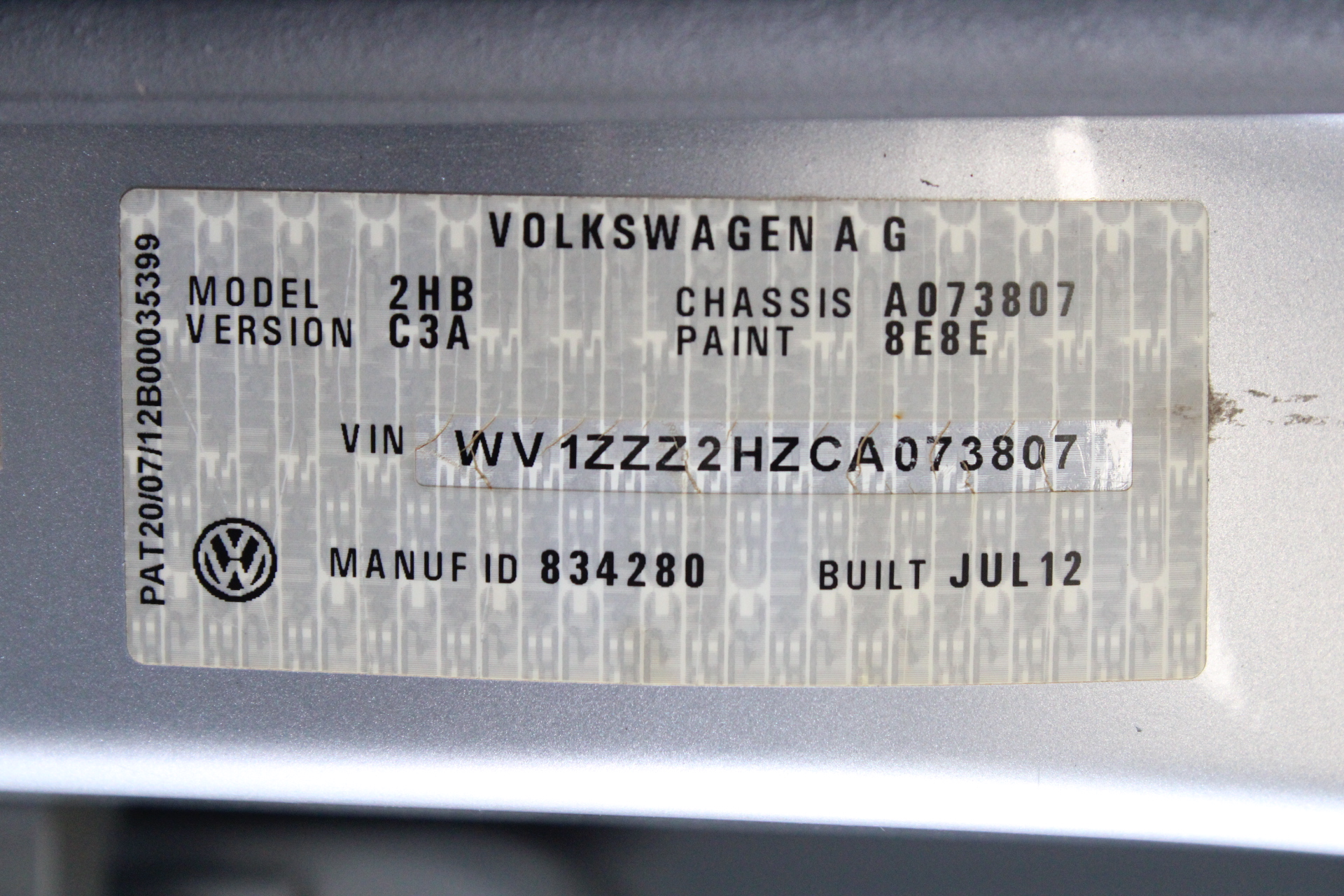 2016 UNC 50c HOLDEN HERITAGE COLLECTION HQ Kingswood COIN ON CARD