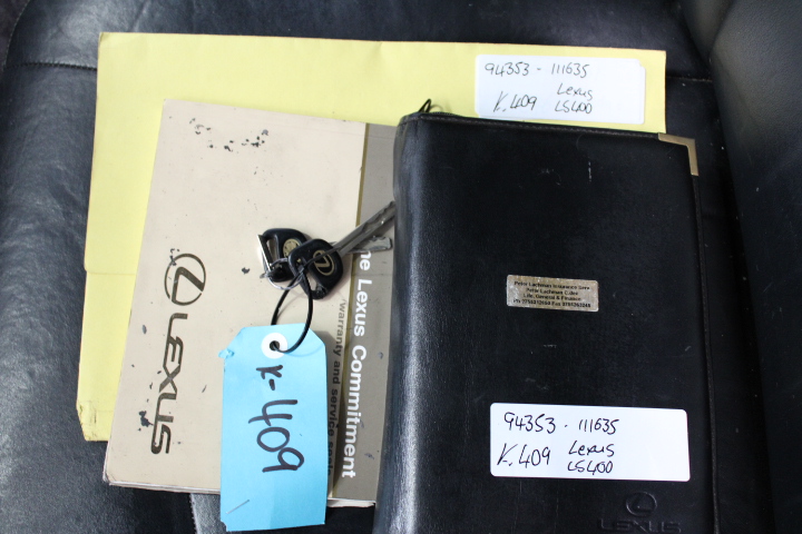 Bradman 5 Dollar Bi Metal Coin on Card of Issue 1996 Issued by RAM