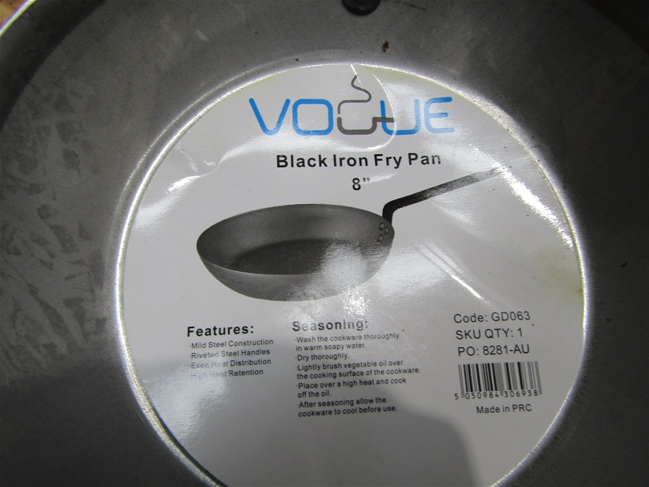 2016 UNC 50c HOLDEN HERITAGE COLLECTION HQ Kingswood COIN ON CARD