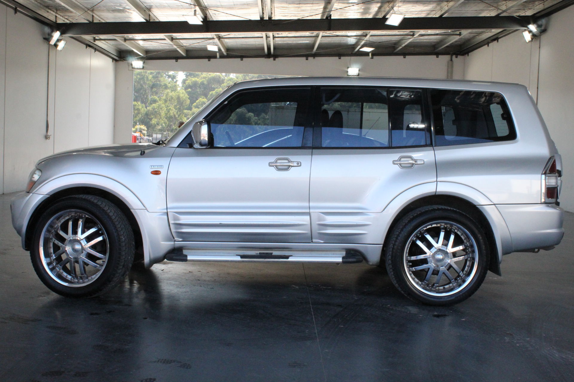 Vial full of Gold Leaf/Flake