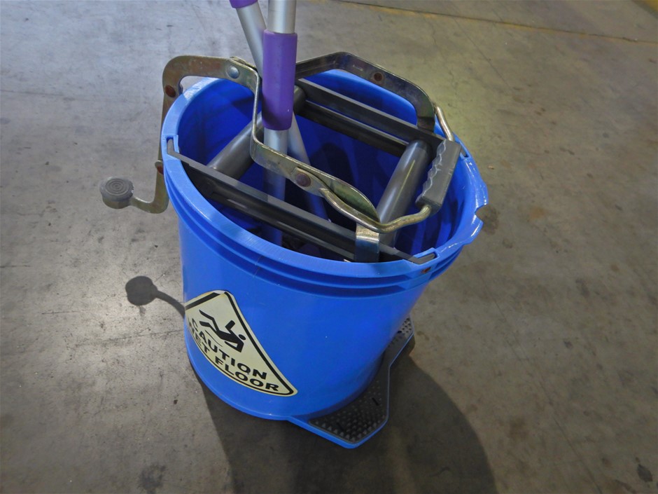 Aboriginal Flag, 1/10th Oz (ApproX) 999 Pure Solid Silver Bullion Coin,COA