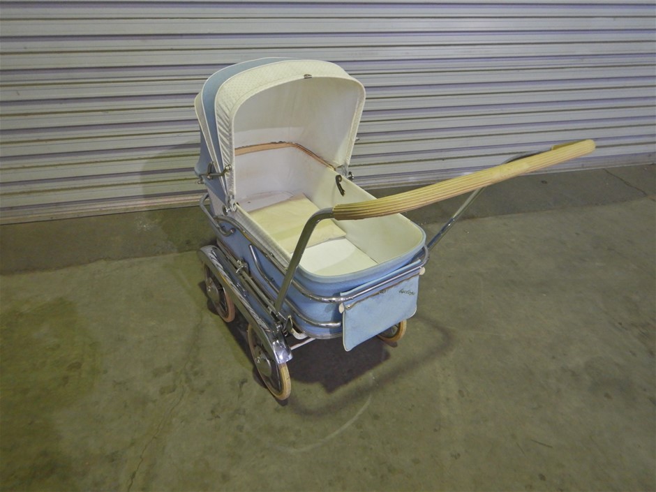 0.07 Carat round 2 white diamond