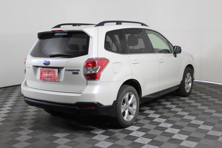 1/100 Scottdale gold bar x 2, 1g Valcumbi bar x 2 & 1g Silver Bar x 2