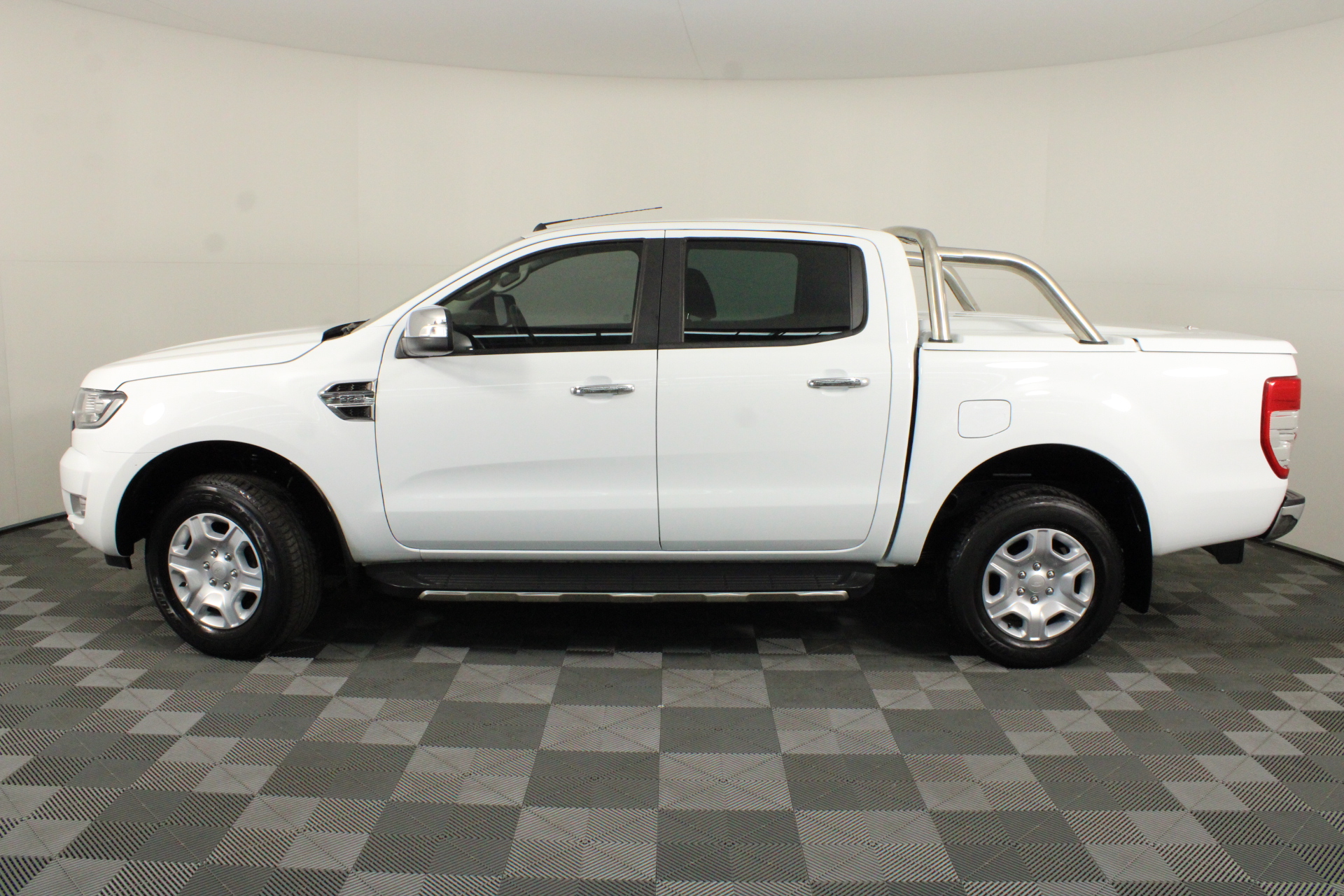 UNC 2023 $2 Vegemite Yellow RARE Coloured two dollar Coin