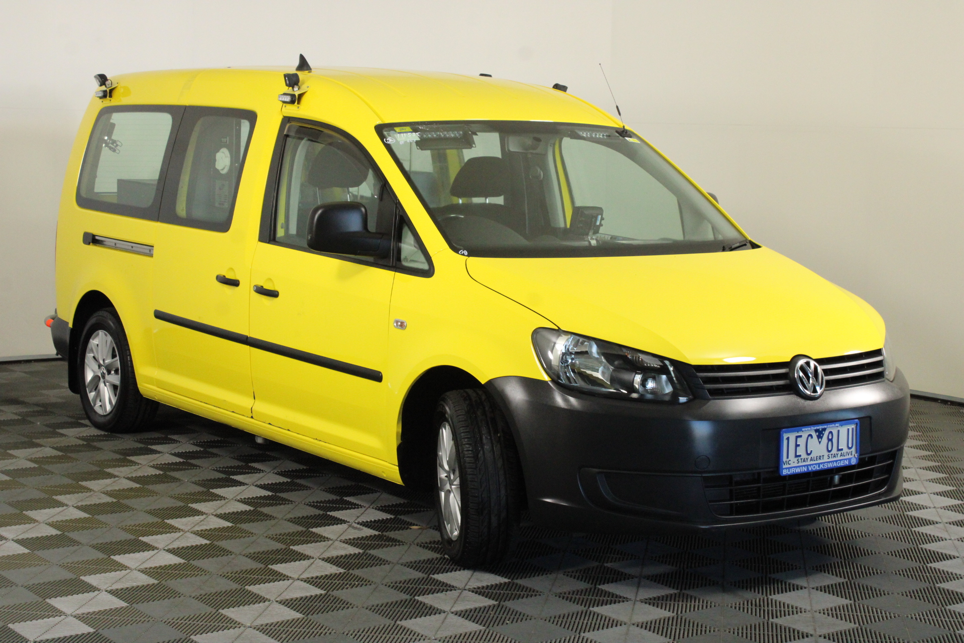 1927 Australia Silver Canberra Florin x 3