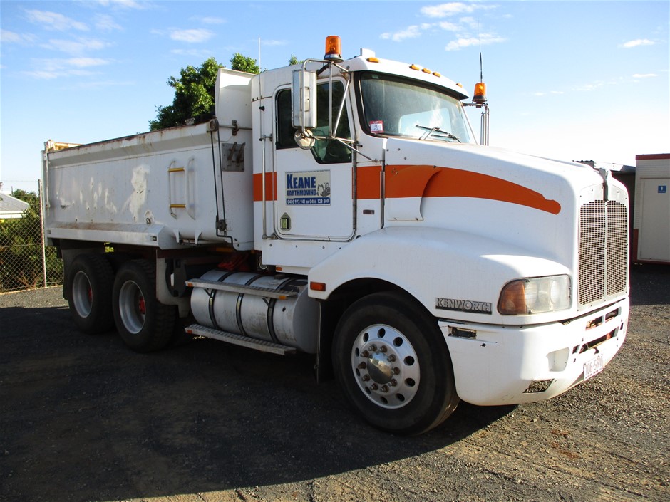 Mixed Instant Cameras And Kids Digital Cameras (Lot of 11)