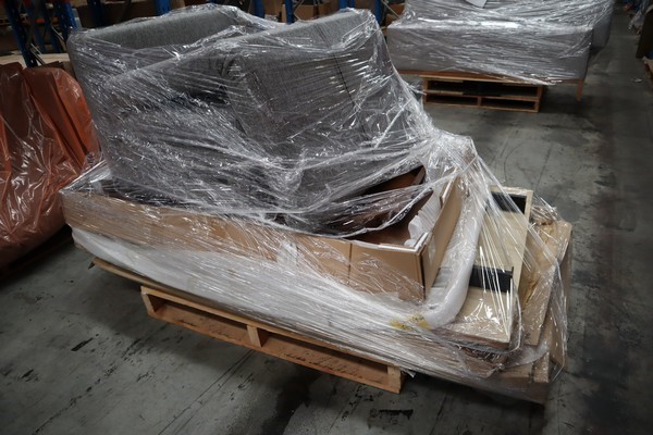 1.79 Carats Rare Reddish Orange Sunstone