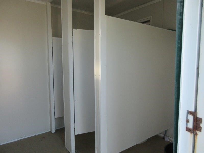 1/10 Oz 999.5 Silver Red Kangaroo & Joey 2025 AU Bullion Merchants Round