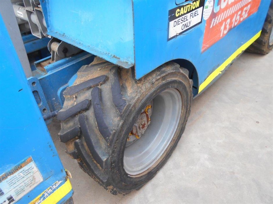 HOLDEN MOTORING SET OF 7 LOGO PIN COLLECTION SET IN PRESENTATION BOX