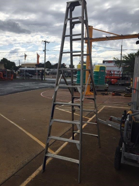 $1 2023 Mob Of Roos - King Charles III