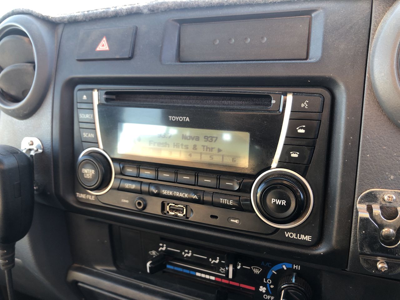 1/100oz Scottsdale Mint Gold Bar & 1g germania bar x 4