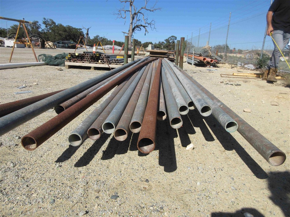 St Huberts The Stag Pinot Grigio (6x 750mL).