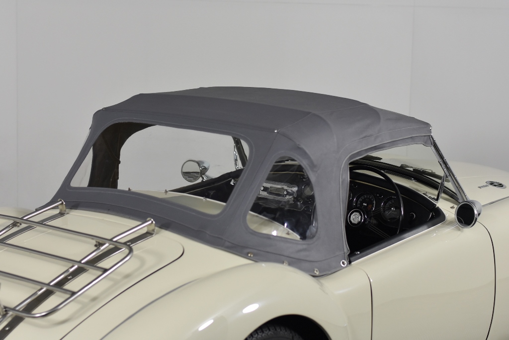 DJI Neo, Mini Drone with 4K UHD Camera for Adults, 135g Self Flying Drone T