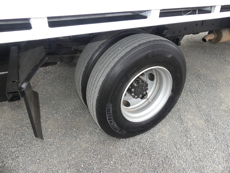 18K Gold-Filled Cuban Style Link Ring with Simulated Diamonds - Size 10