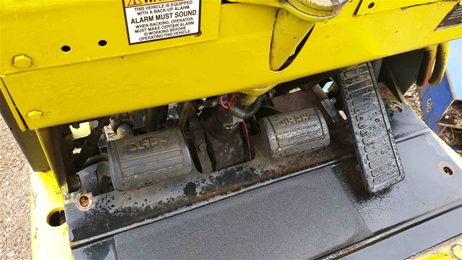 Stainless Steel Clover Necklace with Simulated Diamonds