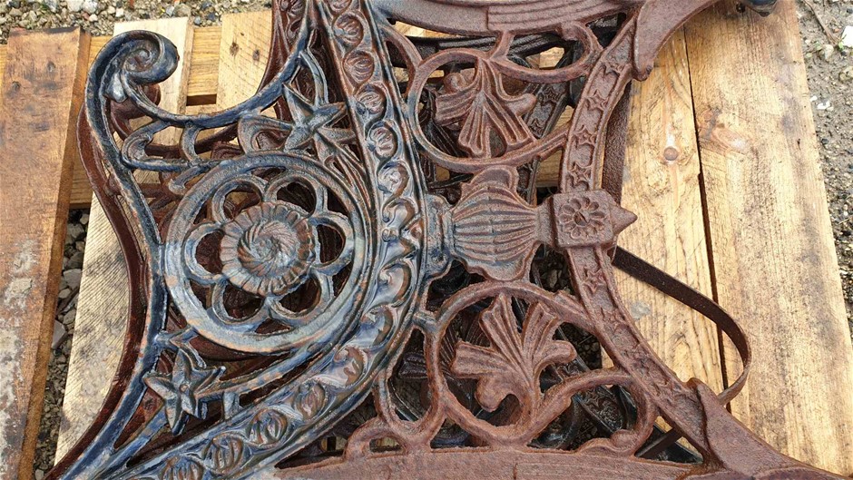 Stainless Steel 3 Tone Unisex Twist Bracelet (adjustable)