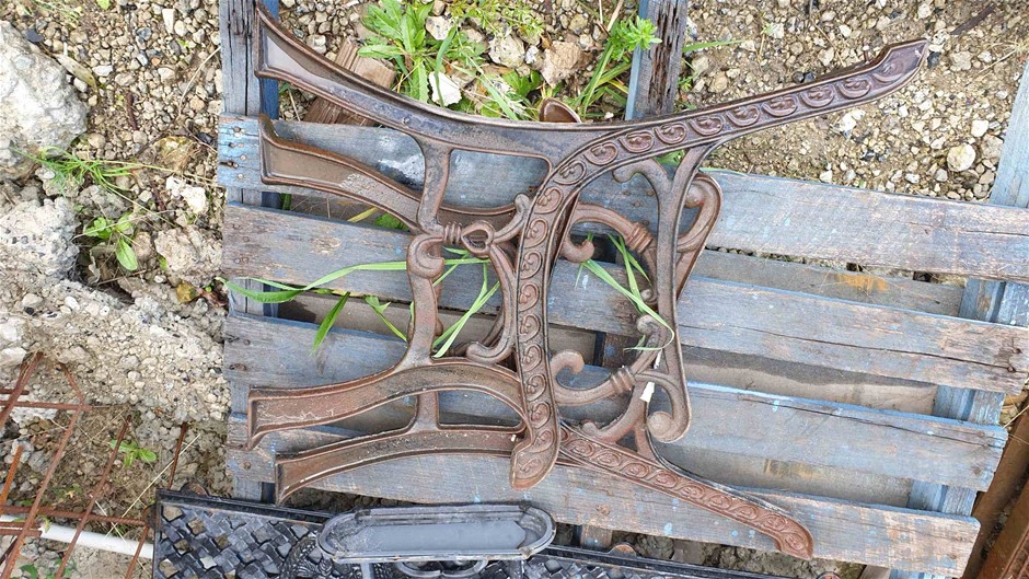 Classic Stainless Steel Feather Stud Earrings - Yellow