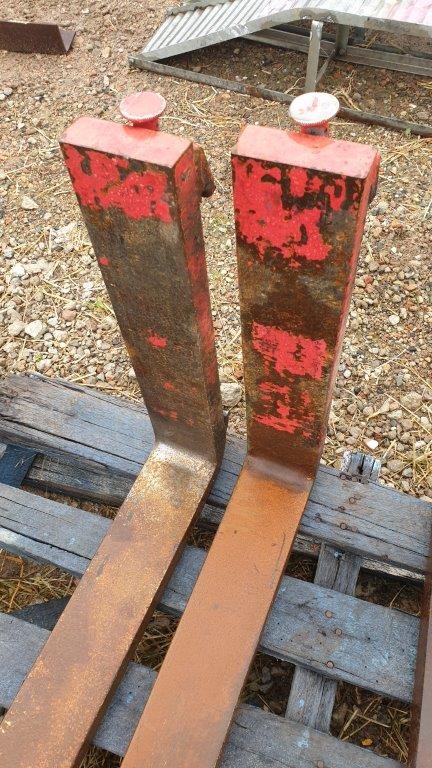 Wolf Blass Wines White Label Riesling 2015 (3x 750mL), Eden Valley