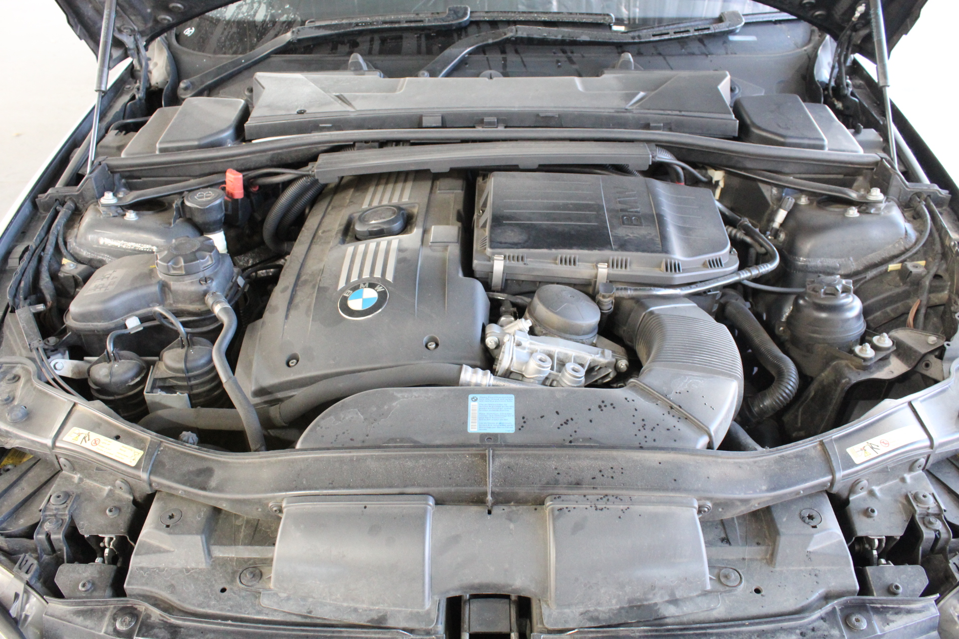 Wolf Blass Red Label Shiraz Cabernet Sauvignon 2021 (6x 750mL).