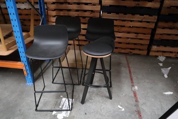 Secret Stone Pinot Gris (6x 750mL).