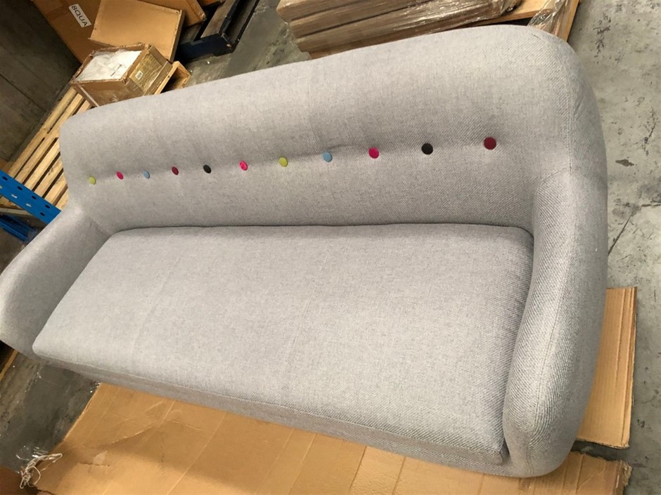 Squealing Pig Mid Strength Sauvignon Blanc (6x 750mL).