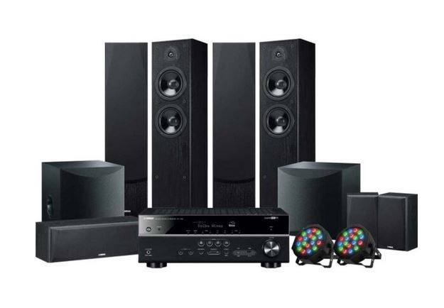 Boss BA800 4 Channel MOSFET Bridgeable Car Amplifier + Philips C Industrial