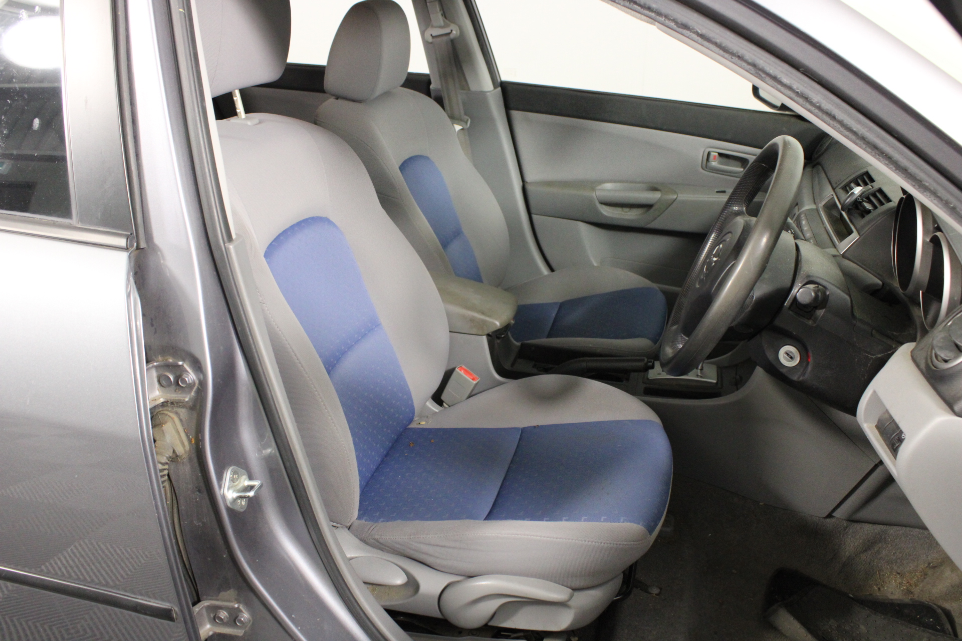 1/100-Ounce Scottdale gold bar and 1g silver germania bar x 2