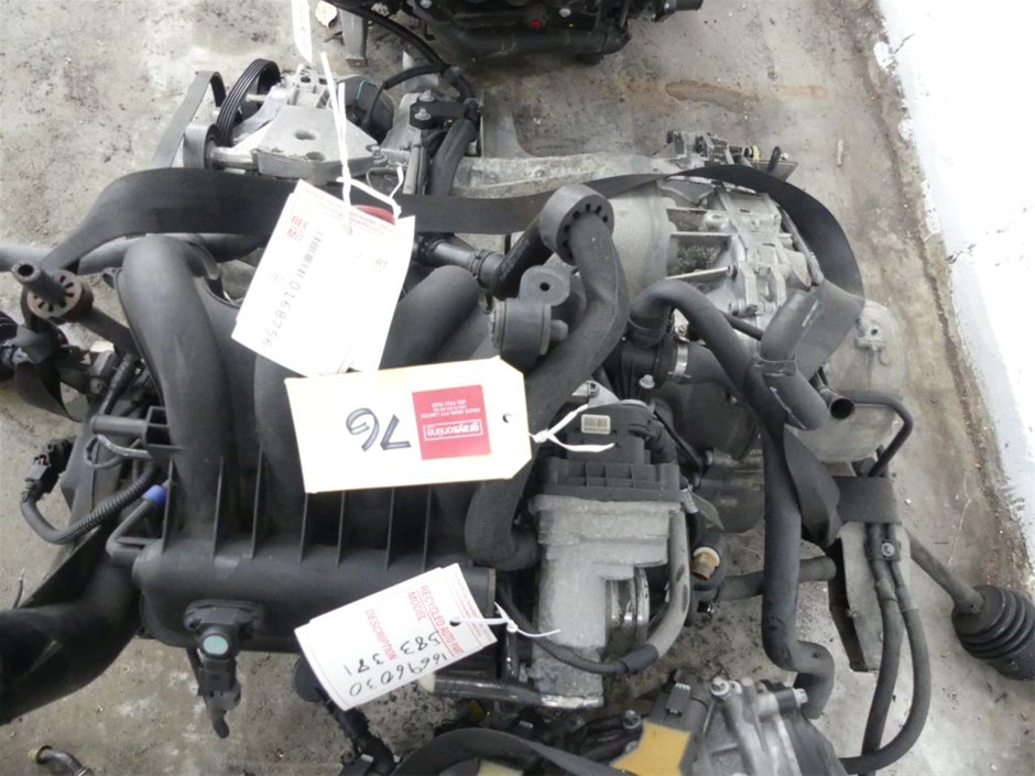 7-8mm Grade AB Black Mix Shape Pearl with Real Platinum Plated Bracelet