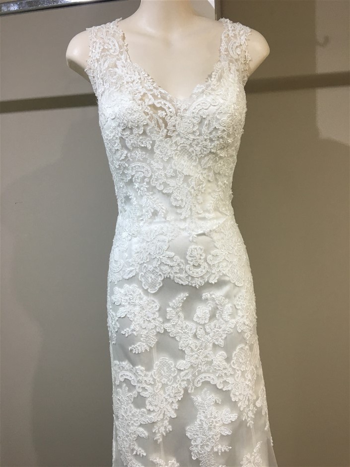 1966 Australia First & Last Queen Elizabeth Silver Round Fifty Cents