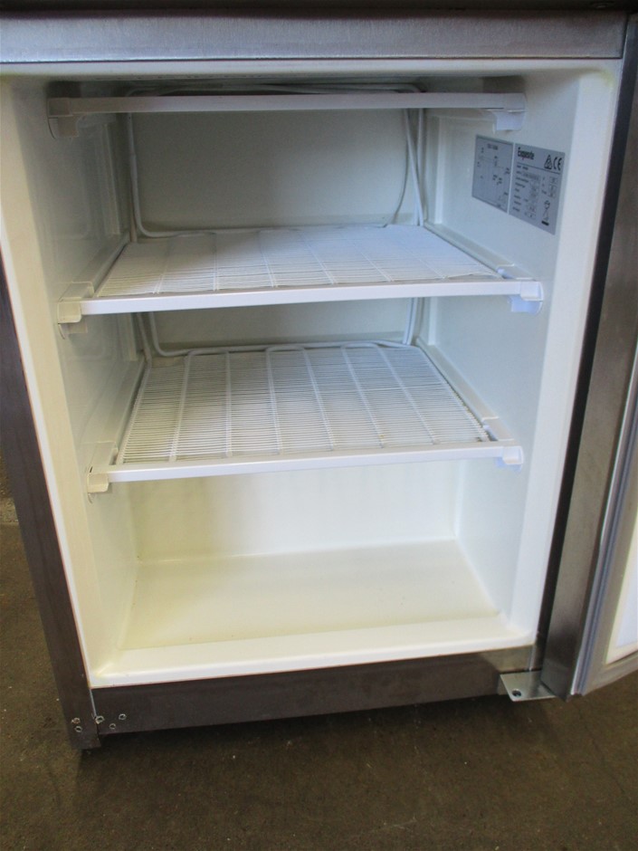 Lindeman's Early Harvest Pinot Grigio (6x 750mL).