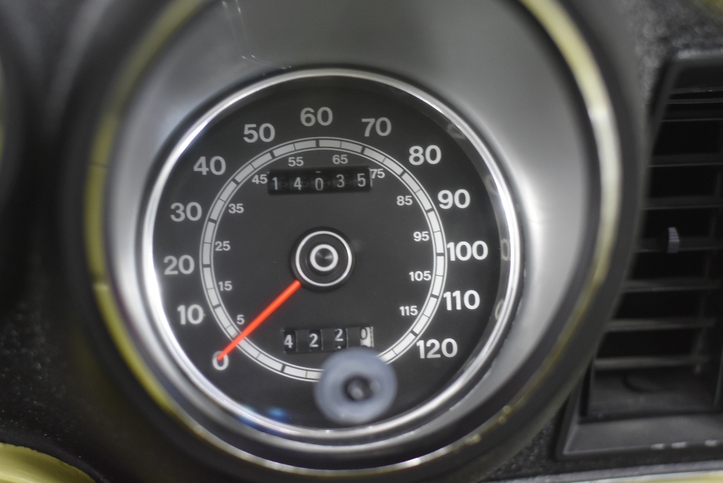 Wolf Blass Yellow Label Pinot Noir (6x 750mL). SA