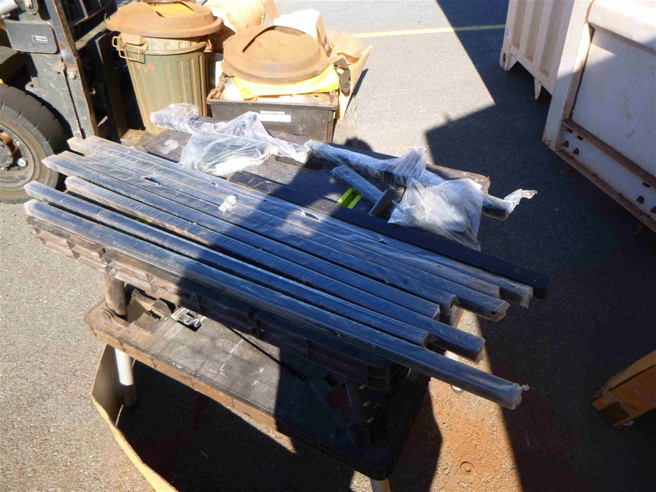 Cream & Gold Crystal Fashion Bracelet