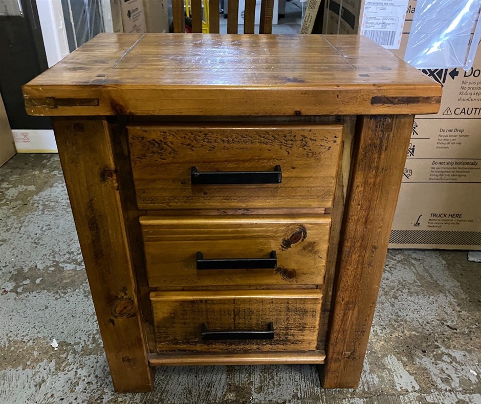 Designer Charm Locket Bracelet in Silver - Demo