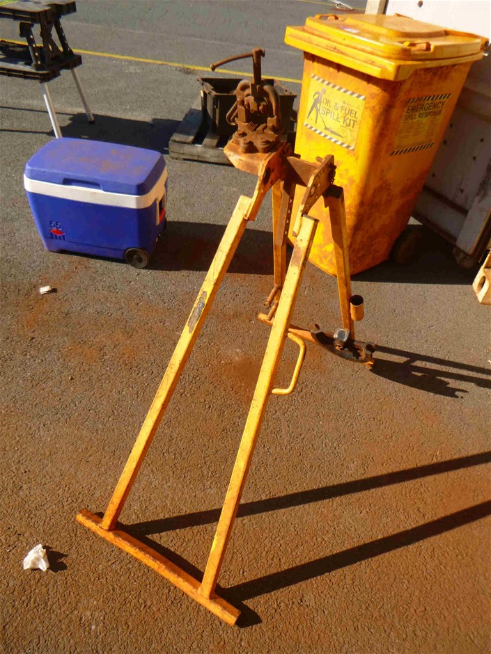 Classic Stainless Steel 3mm Curb Chain Bracelet - 9 Inches (Yellow)