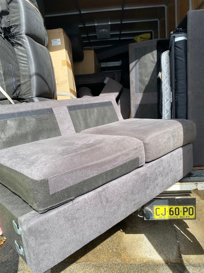 Stainless Steel Initial 'G' Bracelet with Simulated Diamonds - Yellow