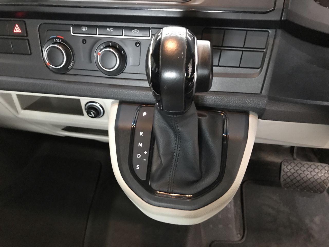 5 Carat round 5 white diamond each CVD Uncertified