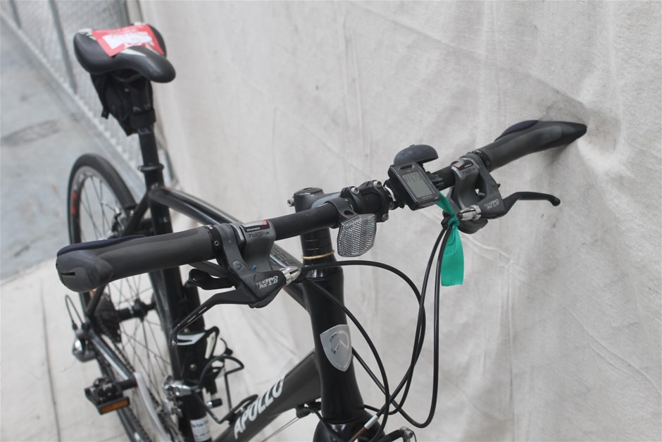 Round Stud Earrings - 925 Sterling Silver