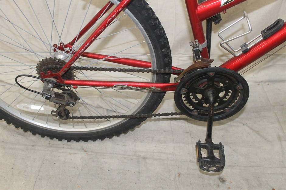 Pierre Delize Blanc De Blancs Brut NV (6x 750mL), France.