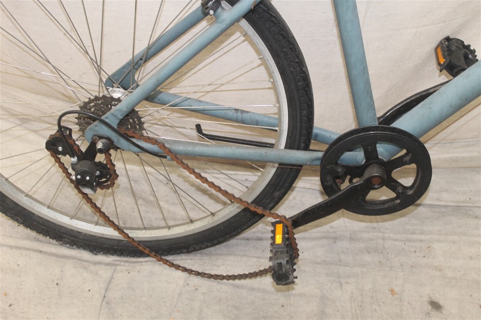 Yellow Gold Natural Garnet & Diamond Ring with Valuation